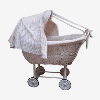 Berceau Couffin Lit D Enfant Vintage D Occasion Selency Selency Berceau Couffin Lit D Enfant Vintage D Occasion Selency Selency