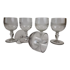 5 verres à vin/eau en