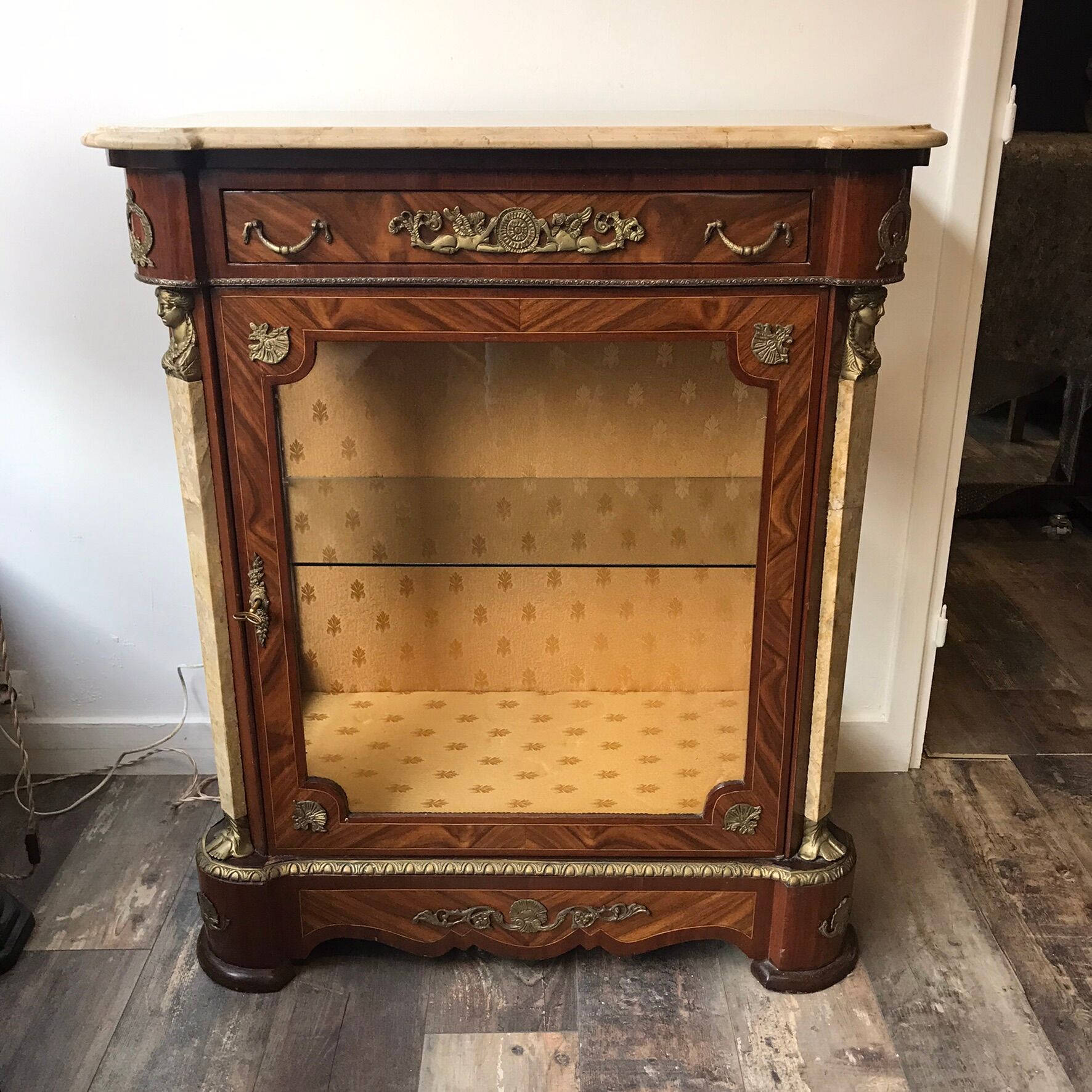 Meuble d'appui napoléon 3
