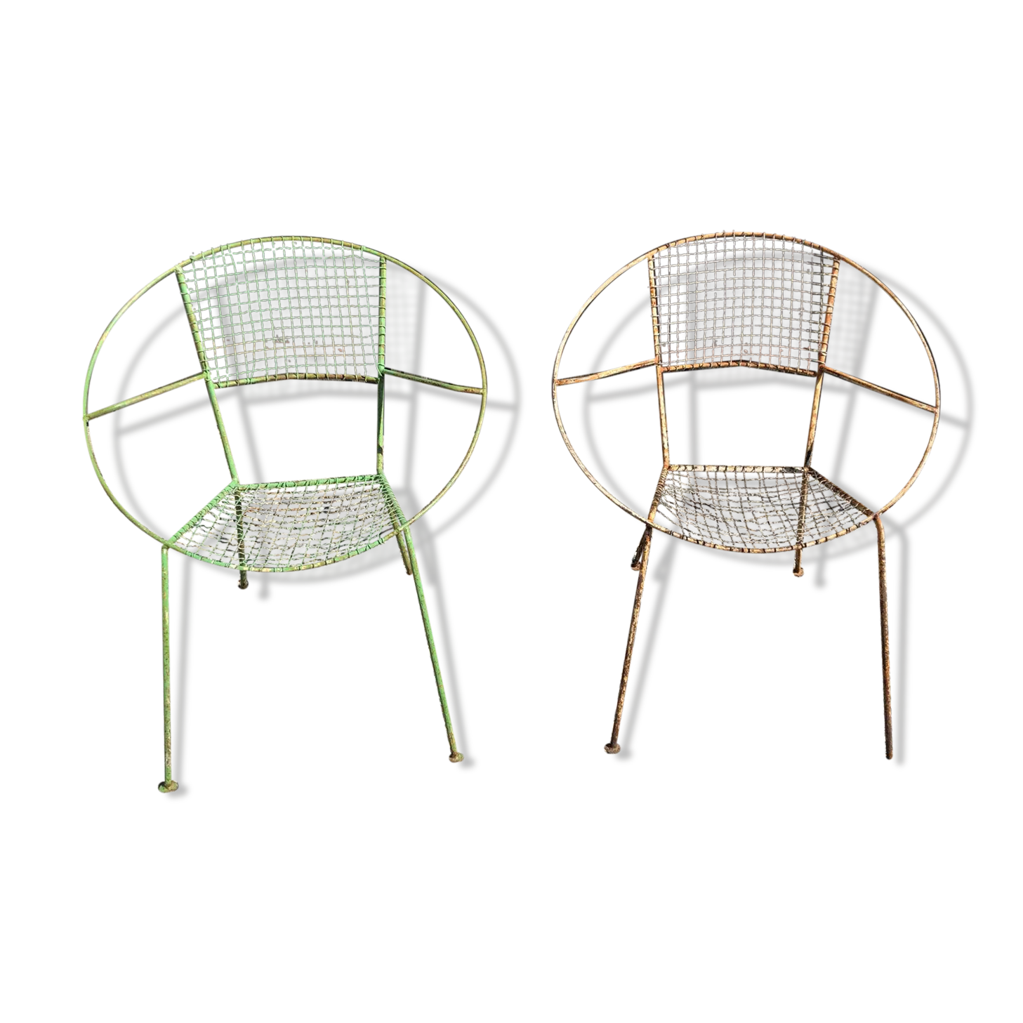 Deux mid century paire de chaises longues de jardin en fer forgé
