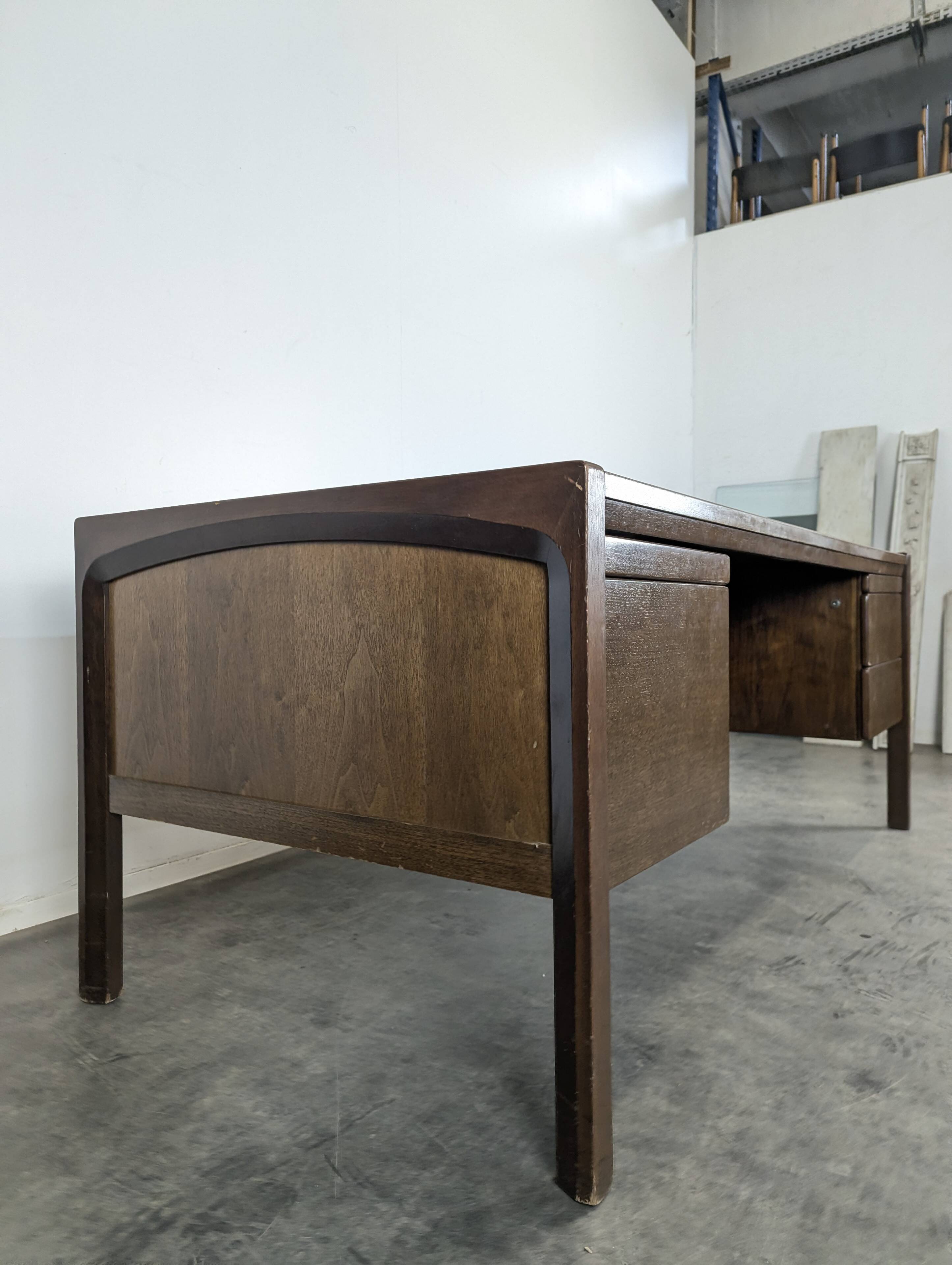 Large Scandinavian executive desk in solid walnut.