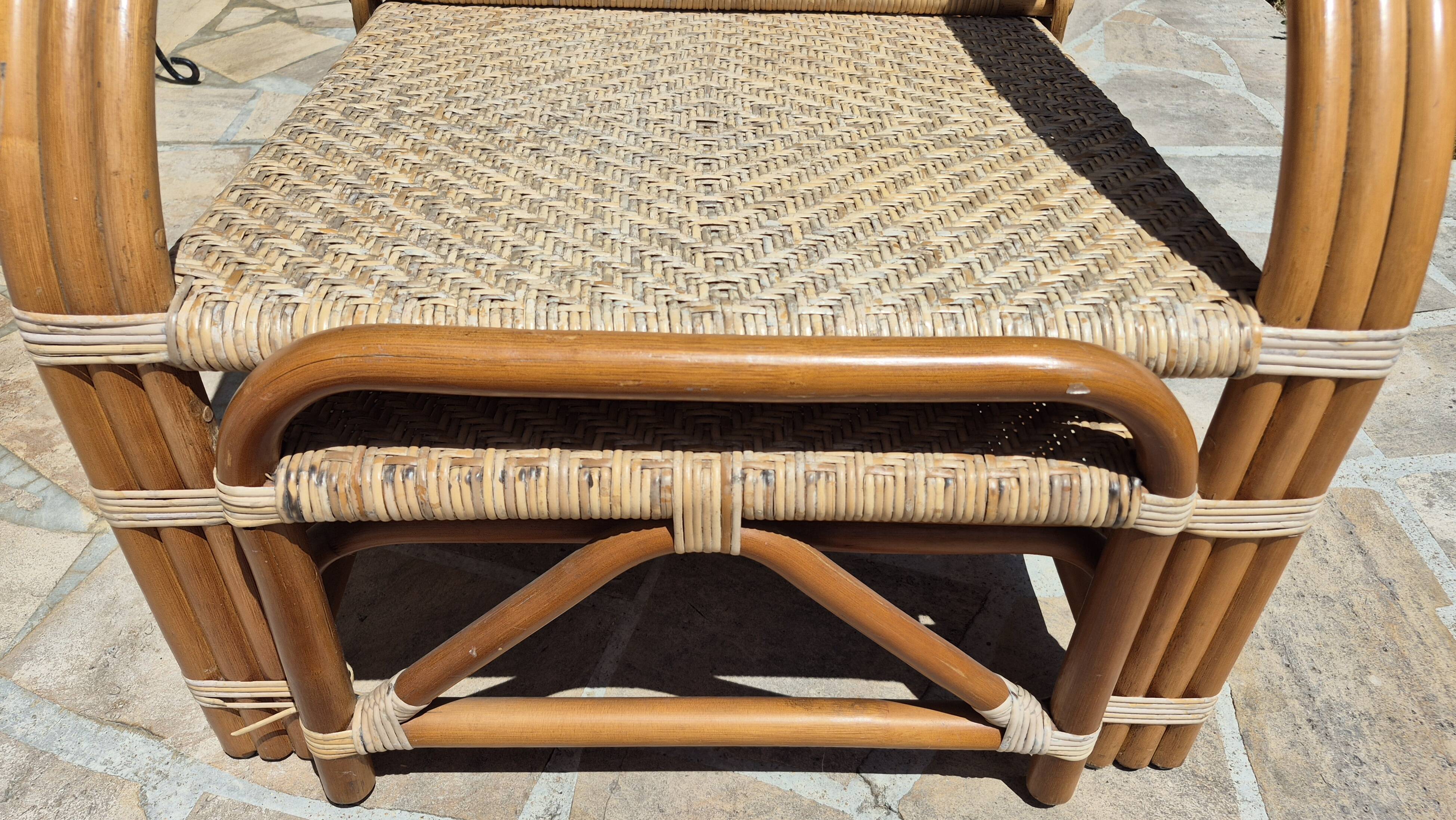 Vintage rattan and bamboo chaise longue, circa 1960s Italy.