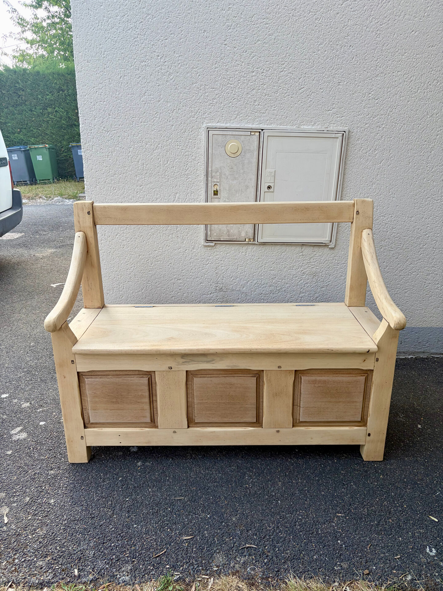 Raw wood bank bench