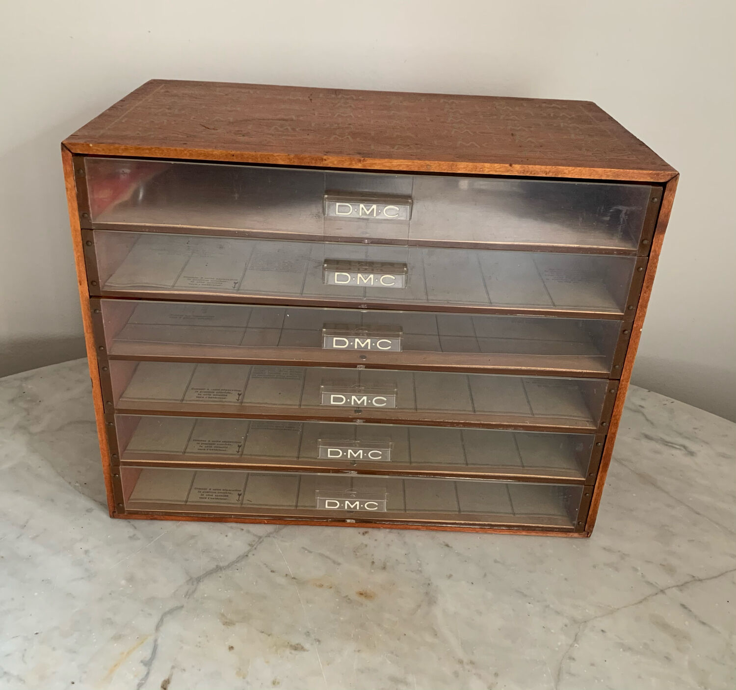 Haberdashery furniture DMC