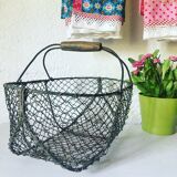 Apple basket made of wire