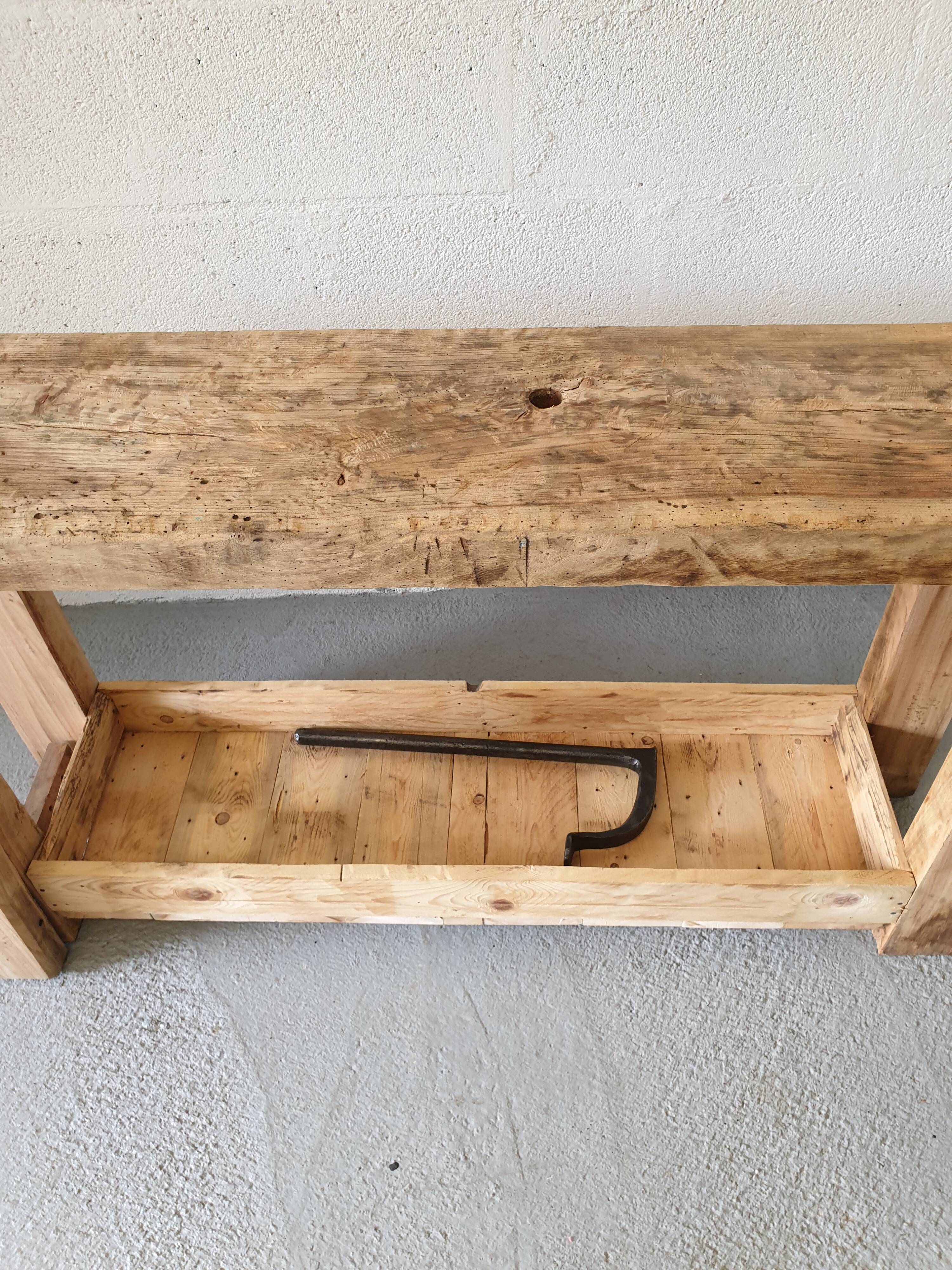 Carpenter's workbench