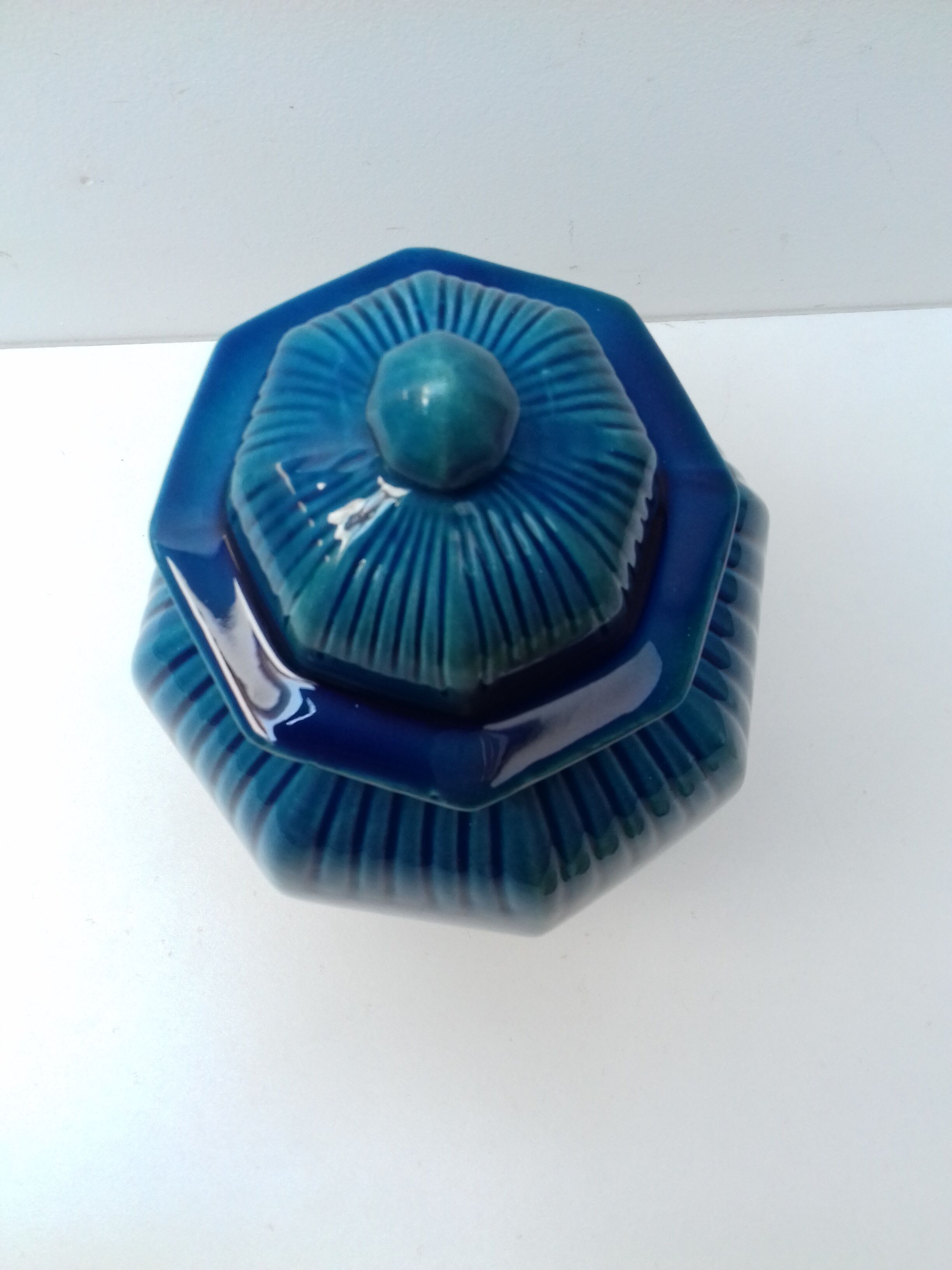 Vase art déco bleu St Clément avec couvercle