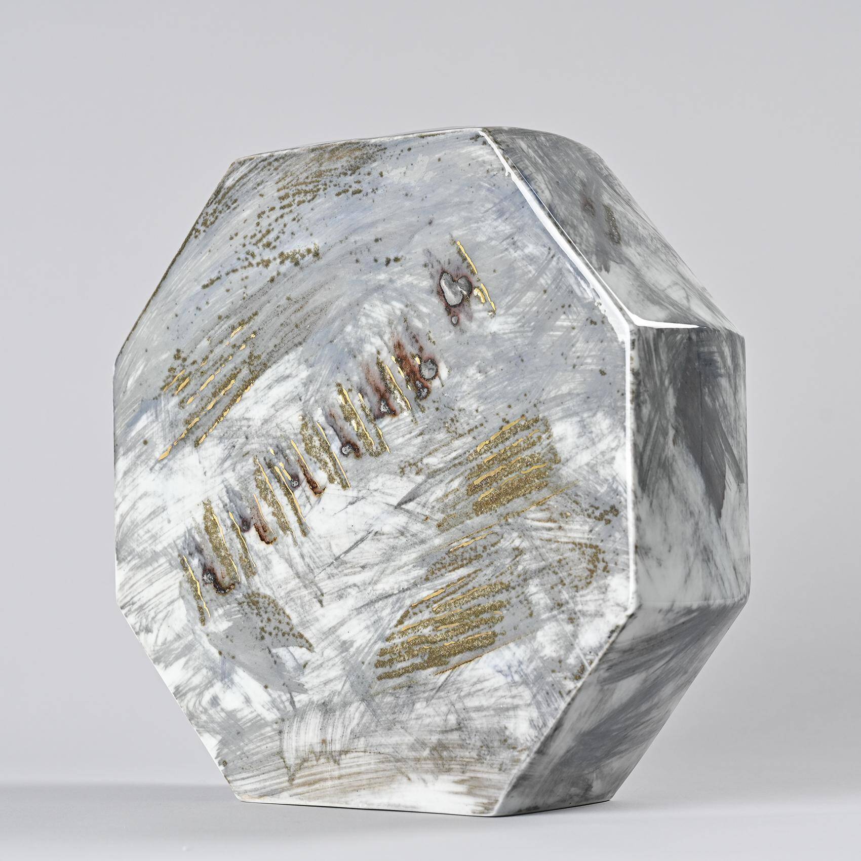 Vase en porcelaine peint, atelier de La Borne, France, vers 1990