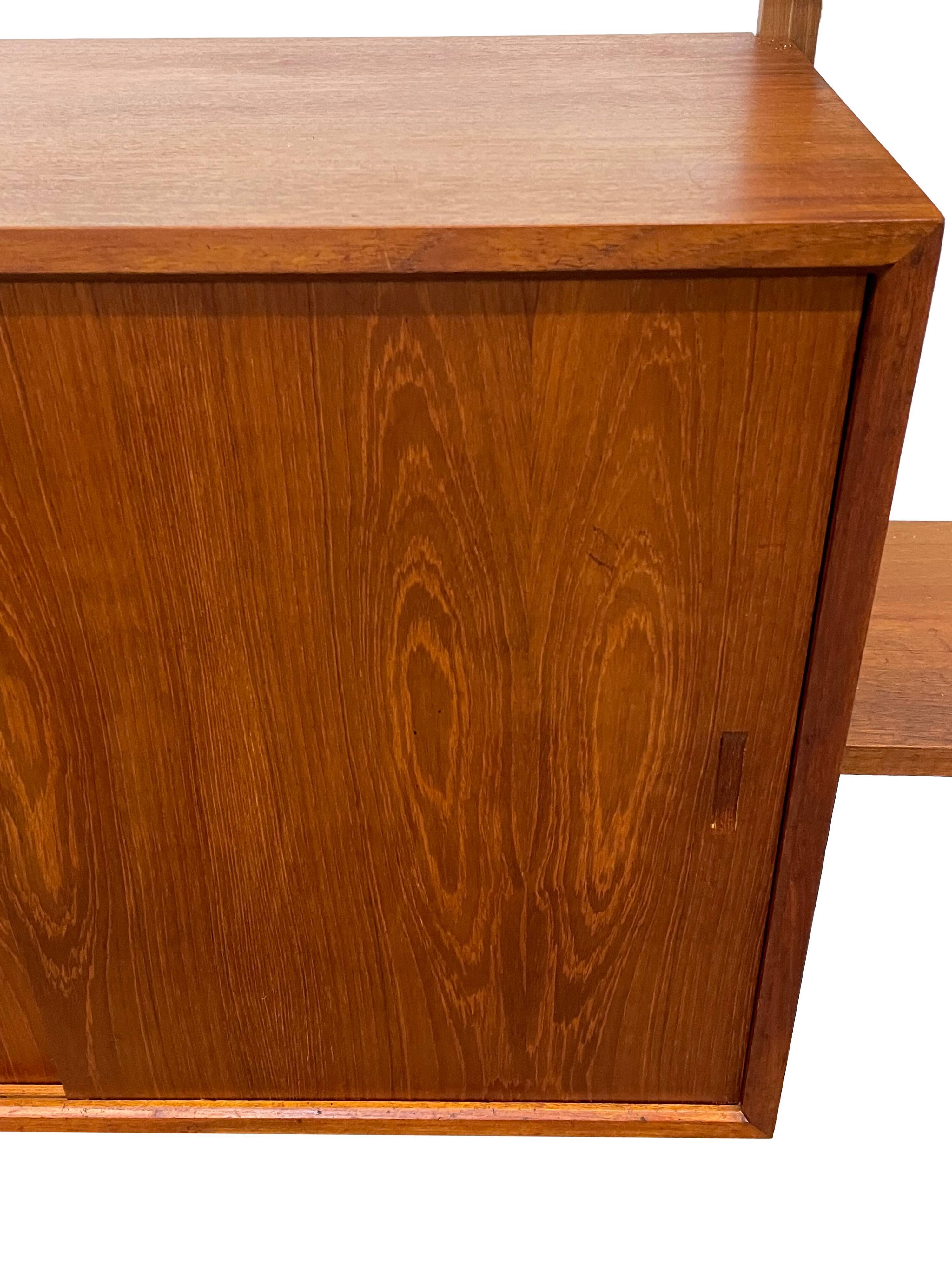 Vintage Poul Cadovius Royal System wall system wall