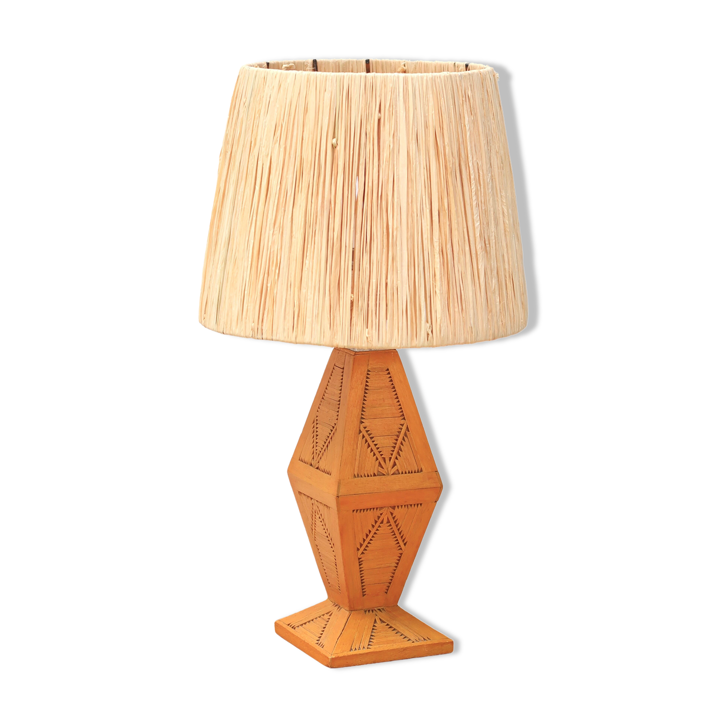 Wooden "totem" lamp, raffia lampshade, 70s