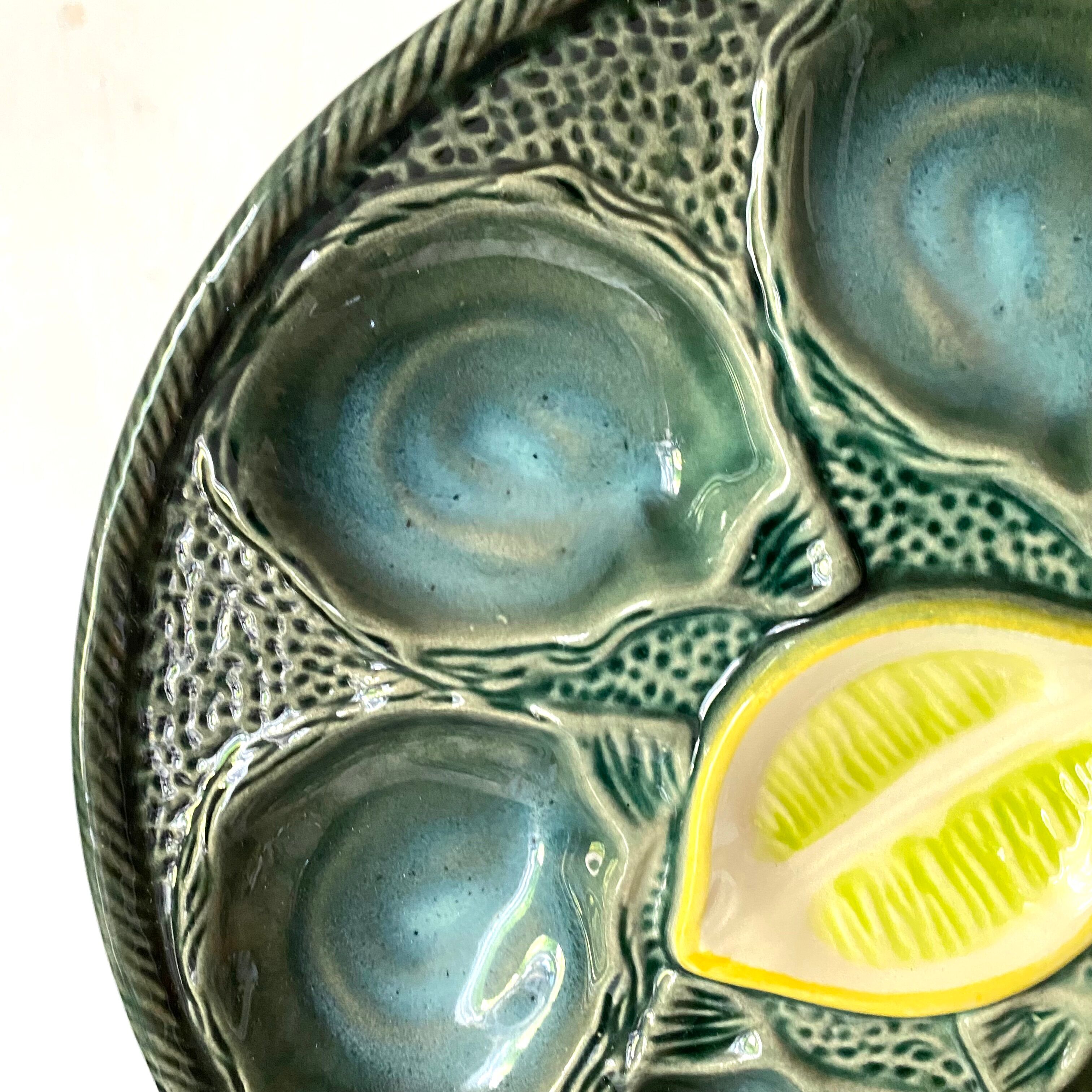 Oyster plates in St Clément slip