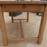 Solid oak farmhouse table with 2 large drawers and brass knobs - Fully restored