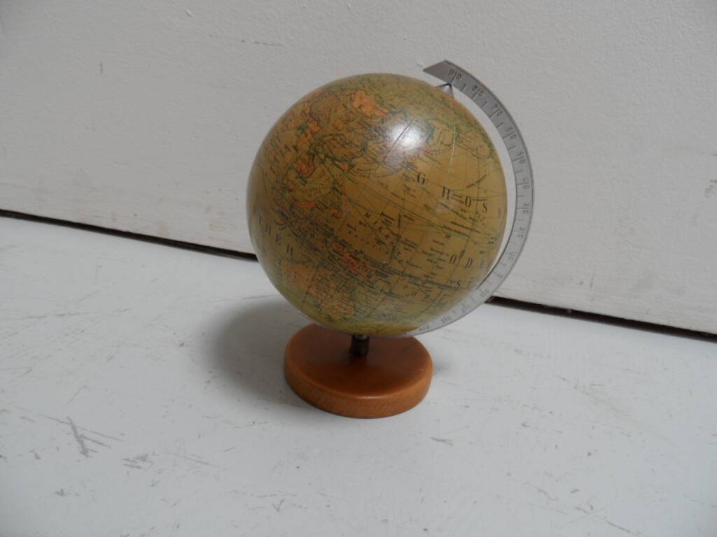 Globe vintage