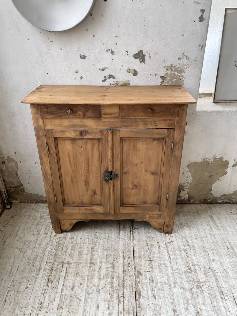 Pine jam maker