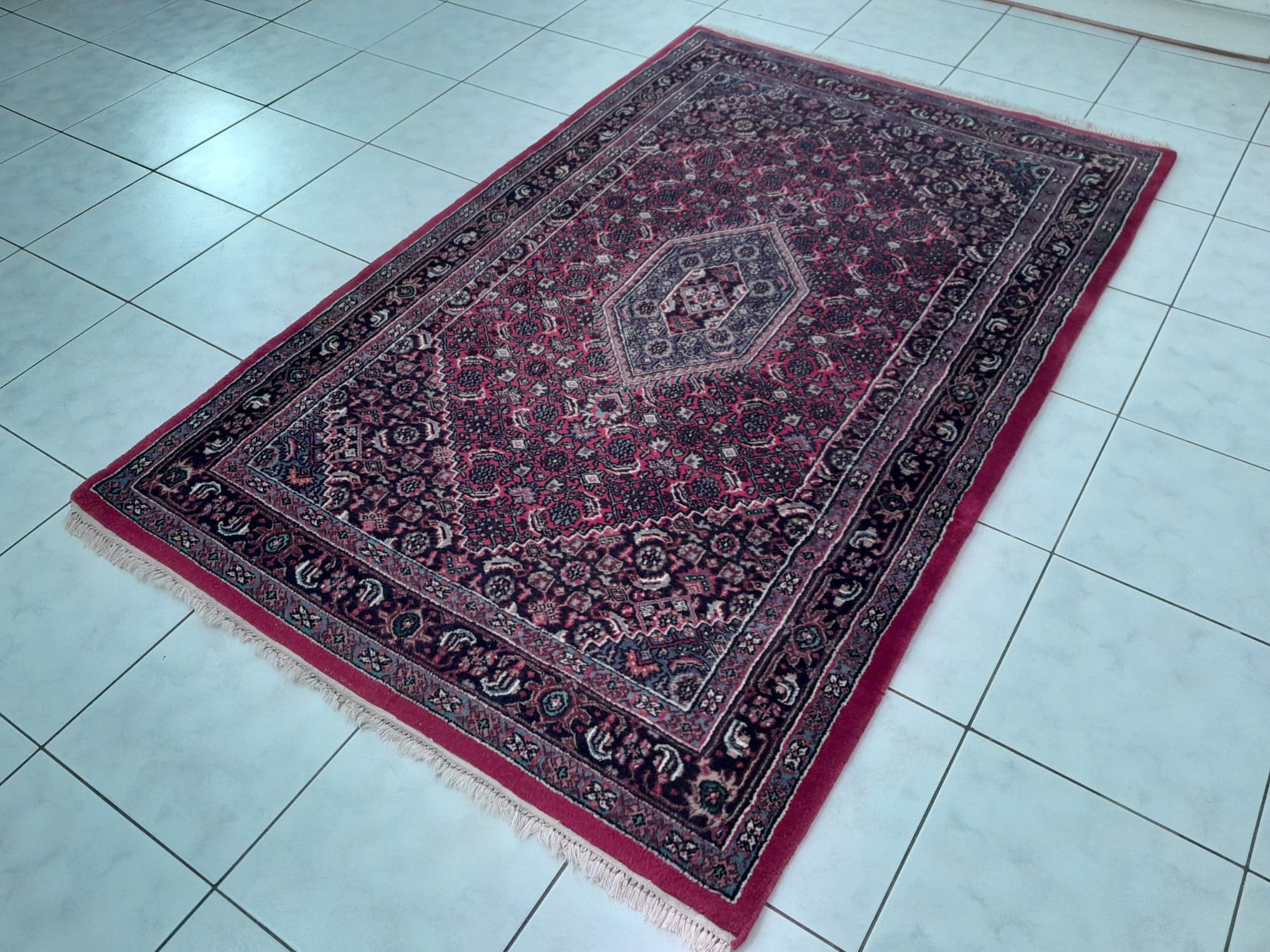 Handmade Indo-Bidjar rug 195x124cm