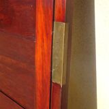 Large antique mirror in a flame mahogany frame; 132x82 cm