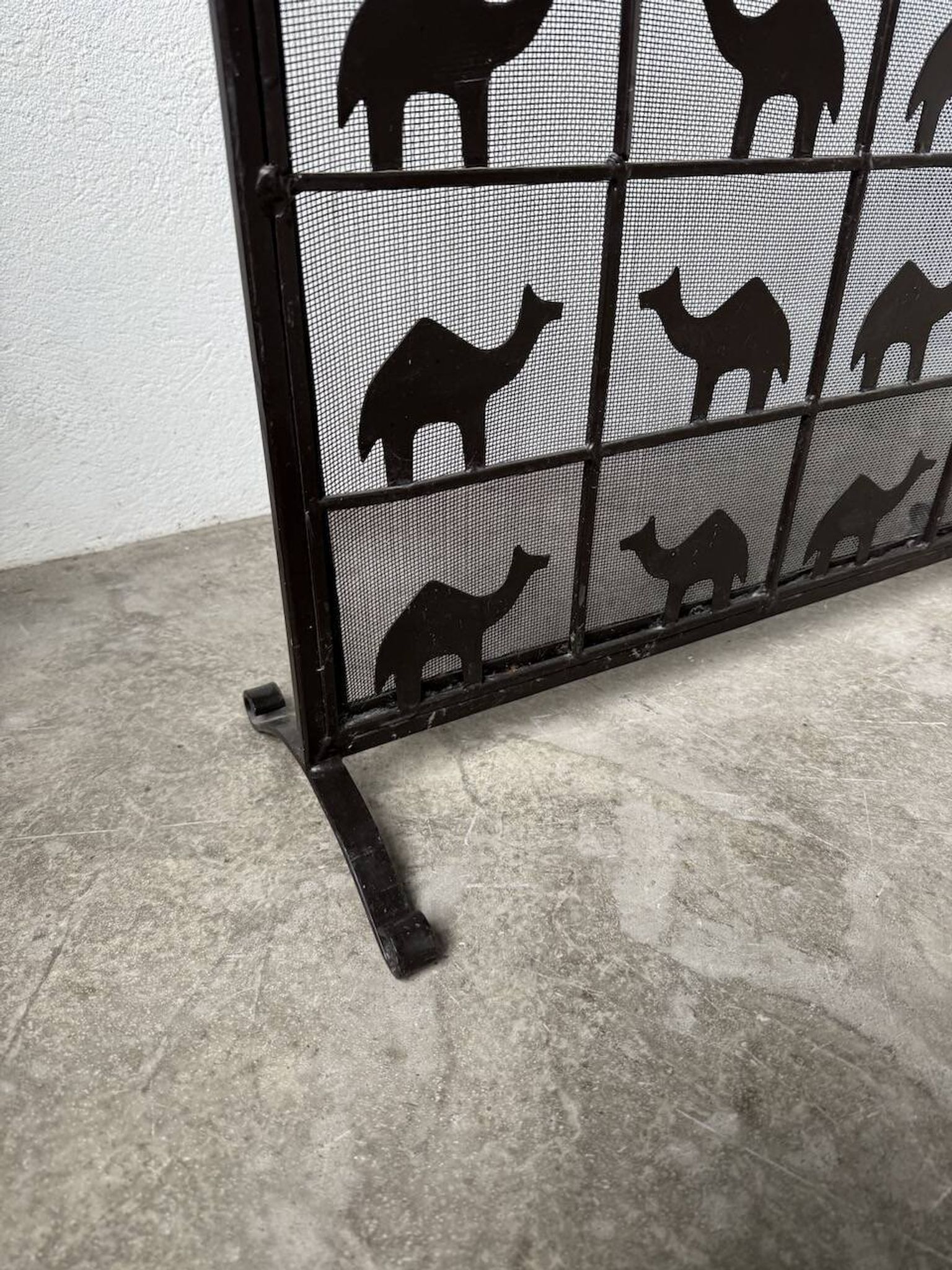 Wrought iron fireplace screen Les Marolles 1950