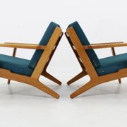 1960s Hans J. Wegner Pair of GE 290 Armchairs in Oak for Getama, Denmark