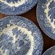 9-piece service of English plates with blue and white country decor