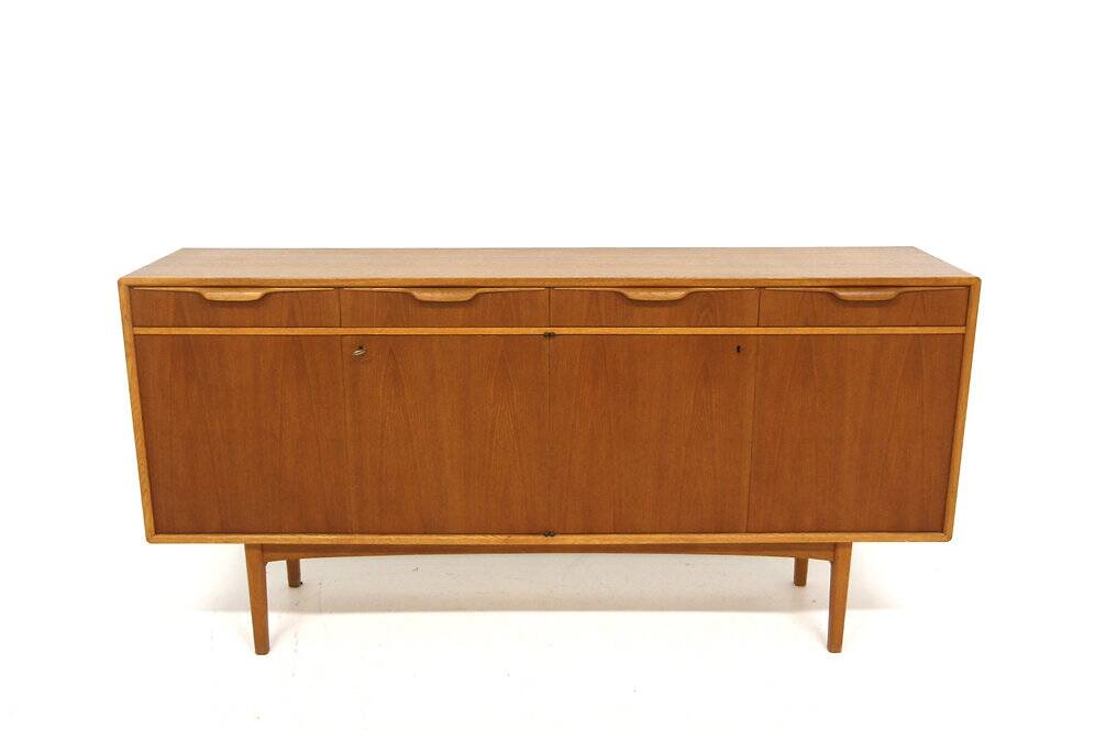 Scandinavian oak sideboard "Reno", Bertil Fridhagen, Bodafors, Sweden, 1960