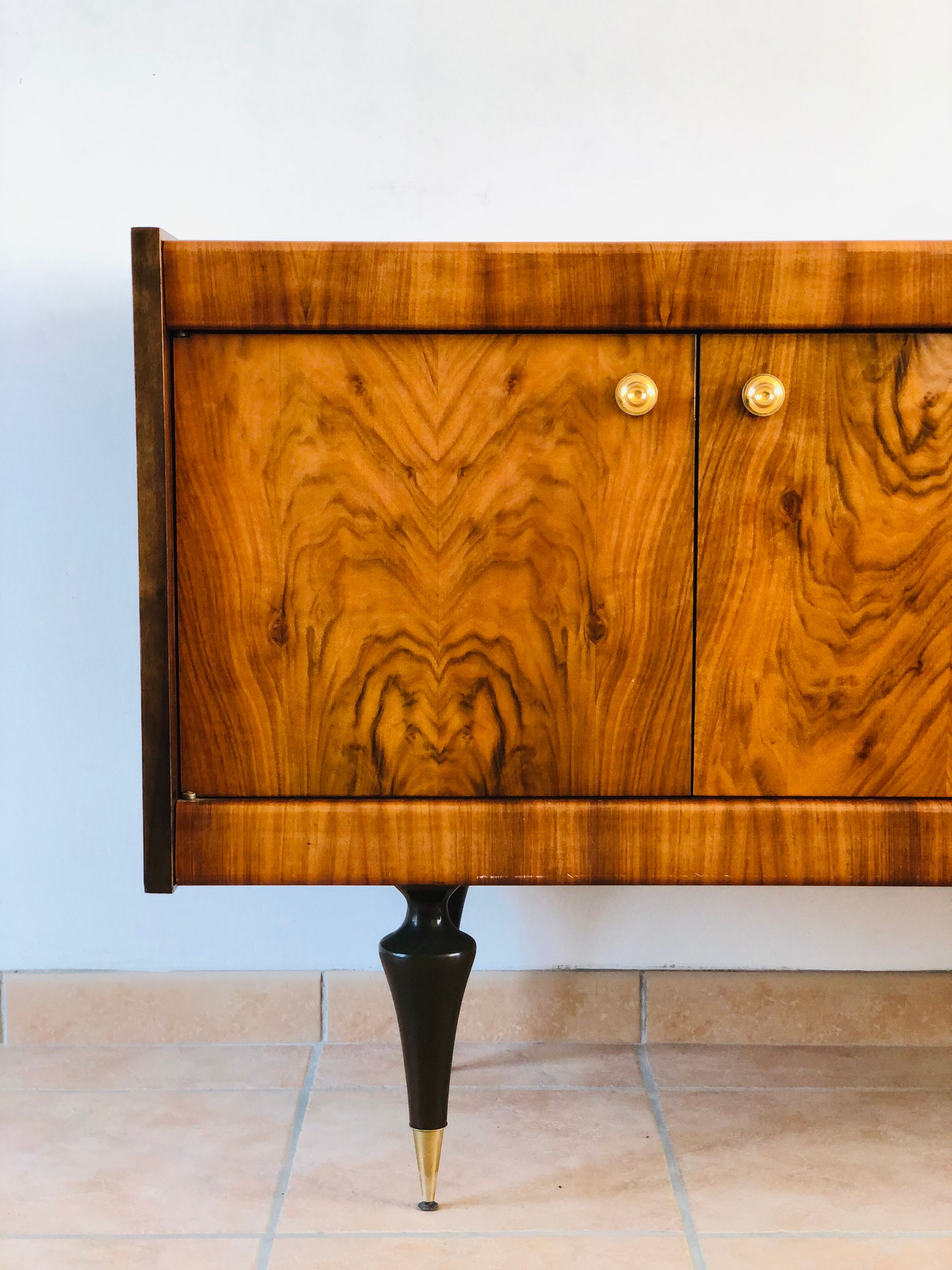 Art deco style in walnut bramble sideboard 1950