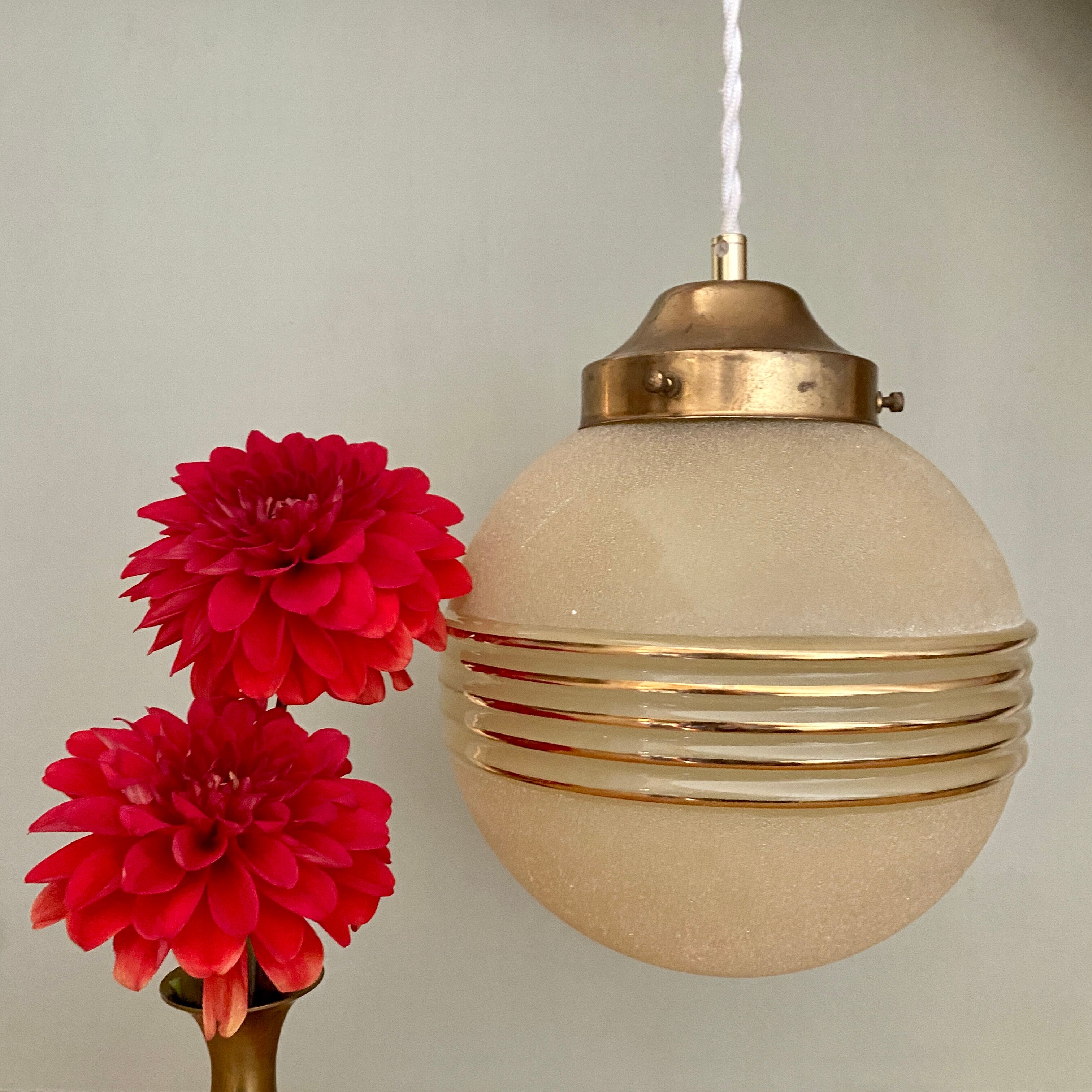 Vintage art deco globe pendant lamp in yellow and gold granite glass