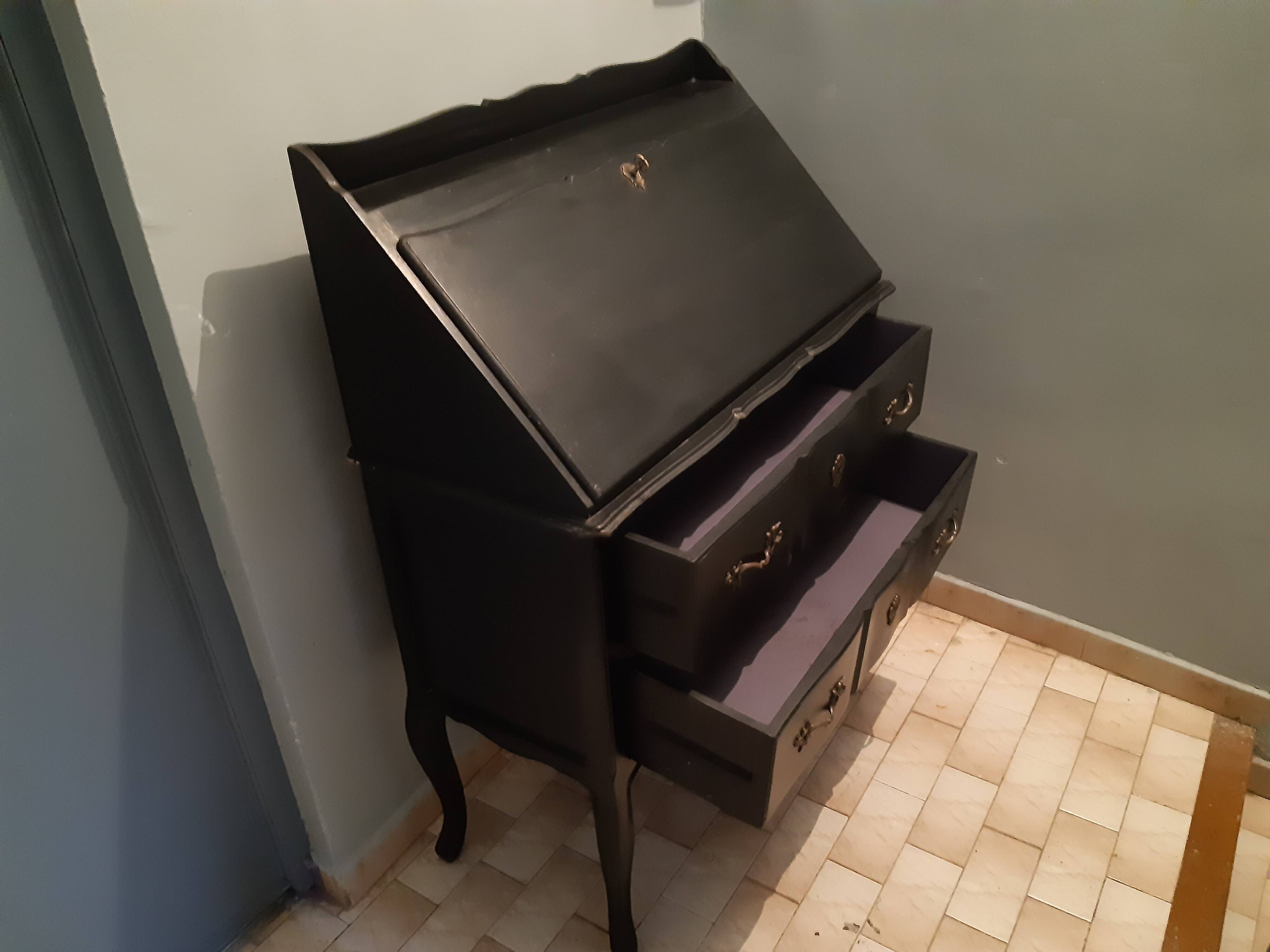 “Richelieu” secretary chest of drawers