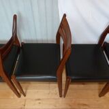 Suite of 4 Italian chairs