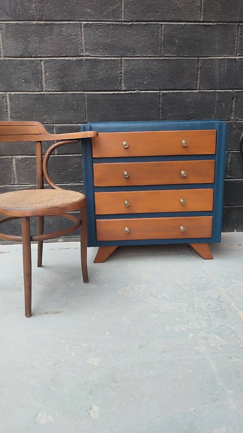 Vintage chest of drawers