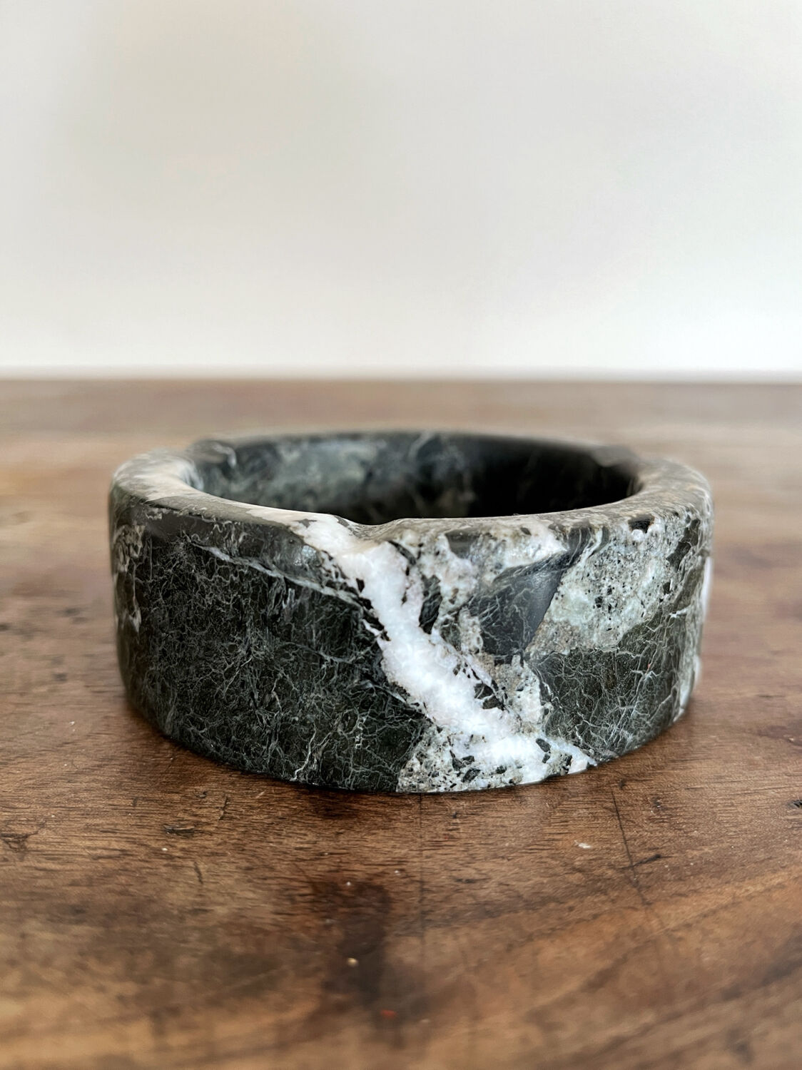 Vintage black and white marble round ashtray