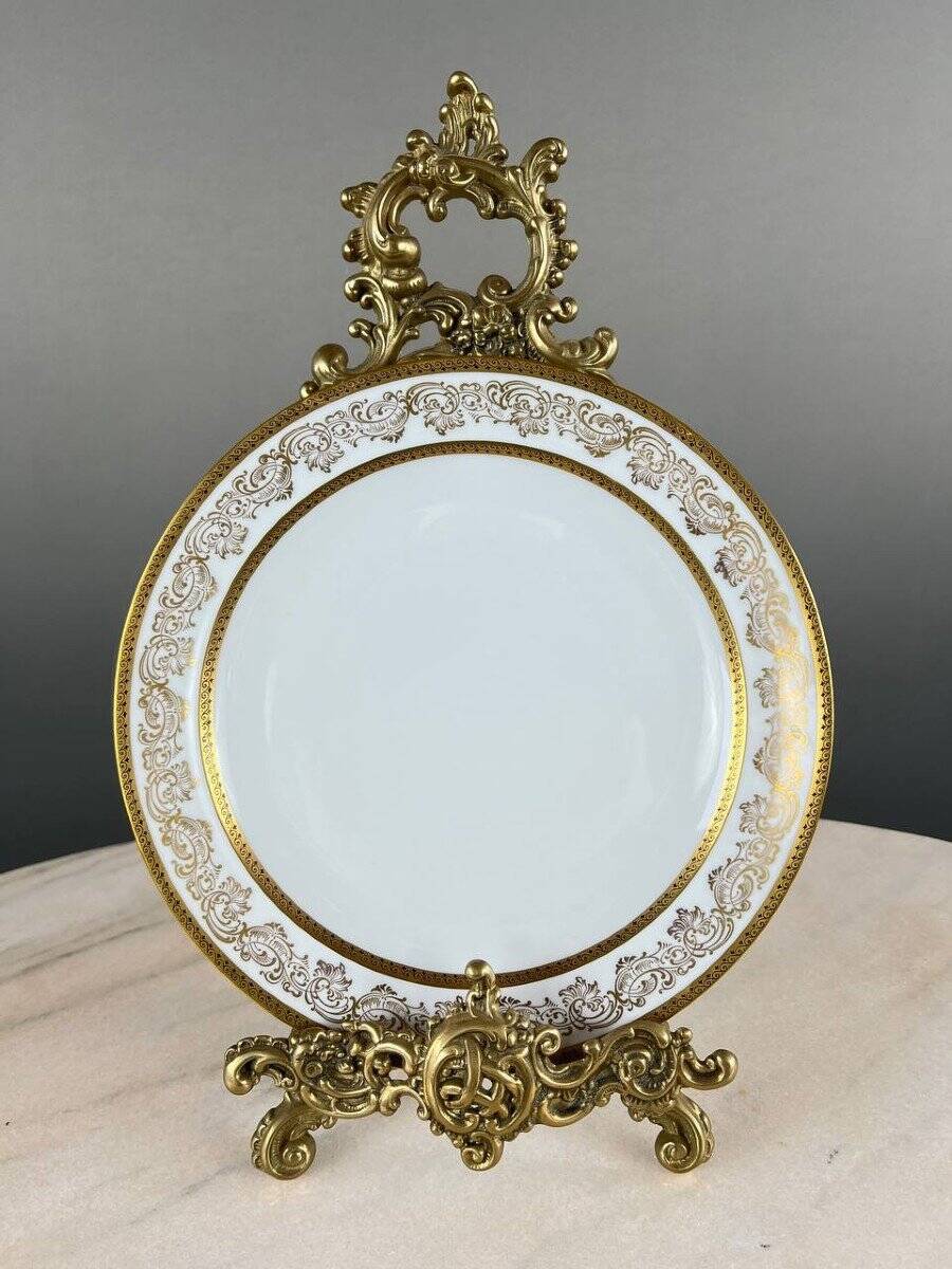 25 Piece Limoges Porcelain Service, 20th Century