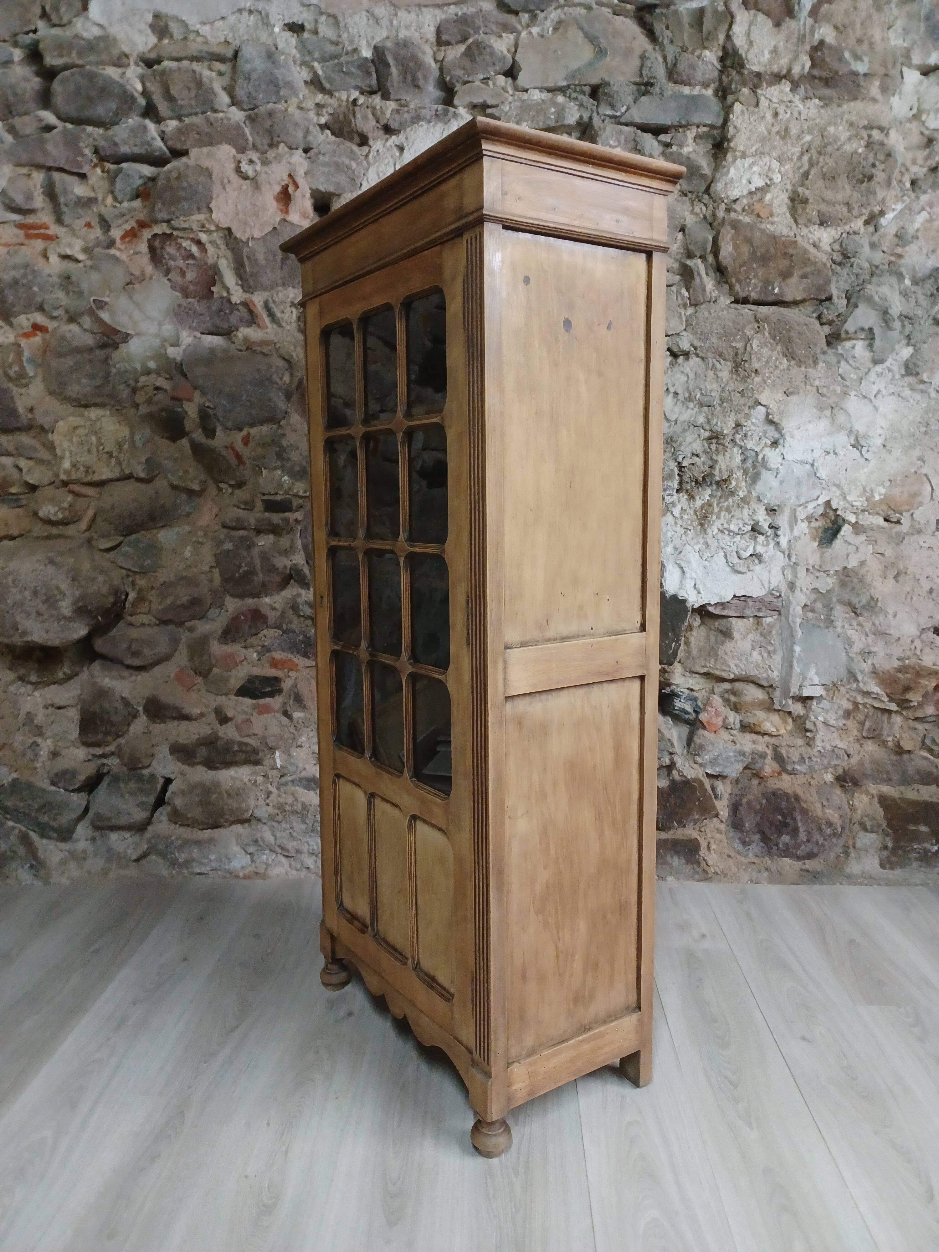 Glass-glazed Parisian wardrobe