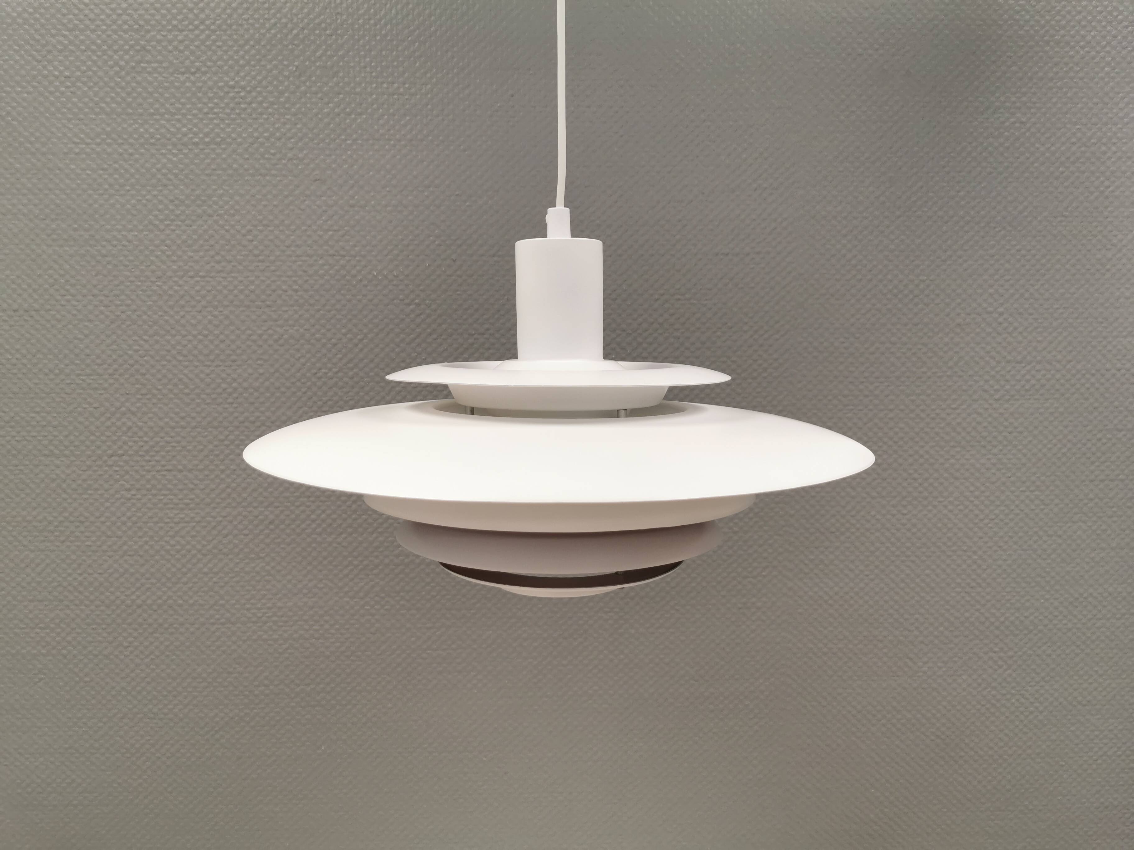 A very rare ‘Teknika’ lamp, Denmark, 1960s, model 425.