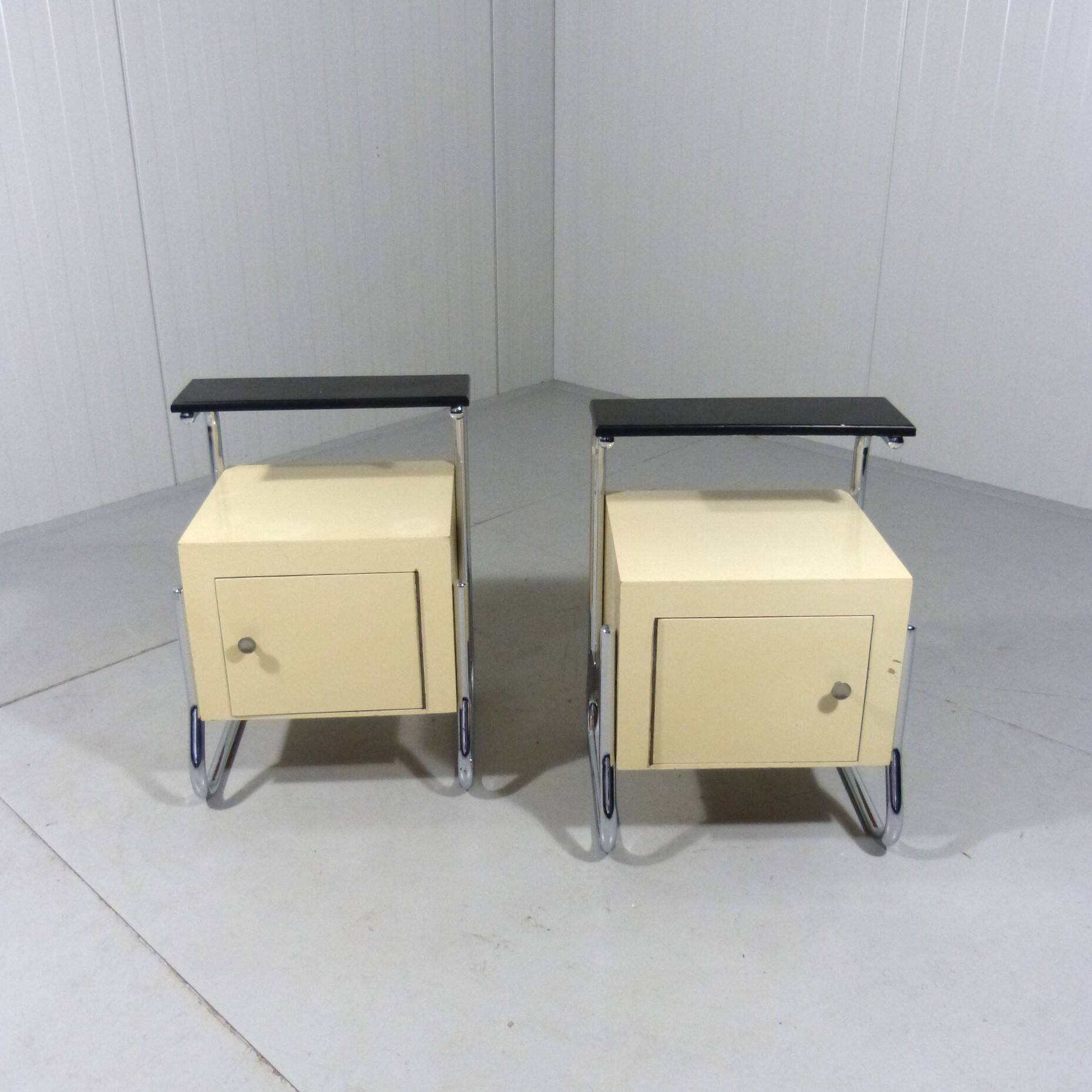 Set of 2 tubular bedside tables from the 50s