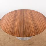Large round coffee table with tulip leg in brushed aluminum and zebrano 1960.