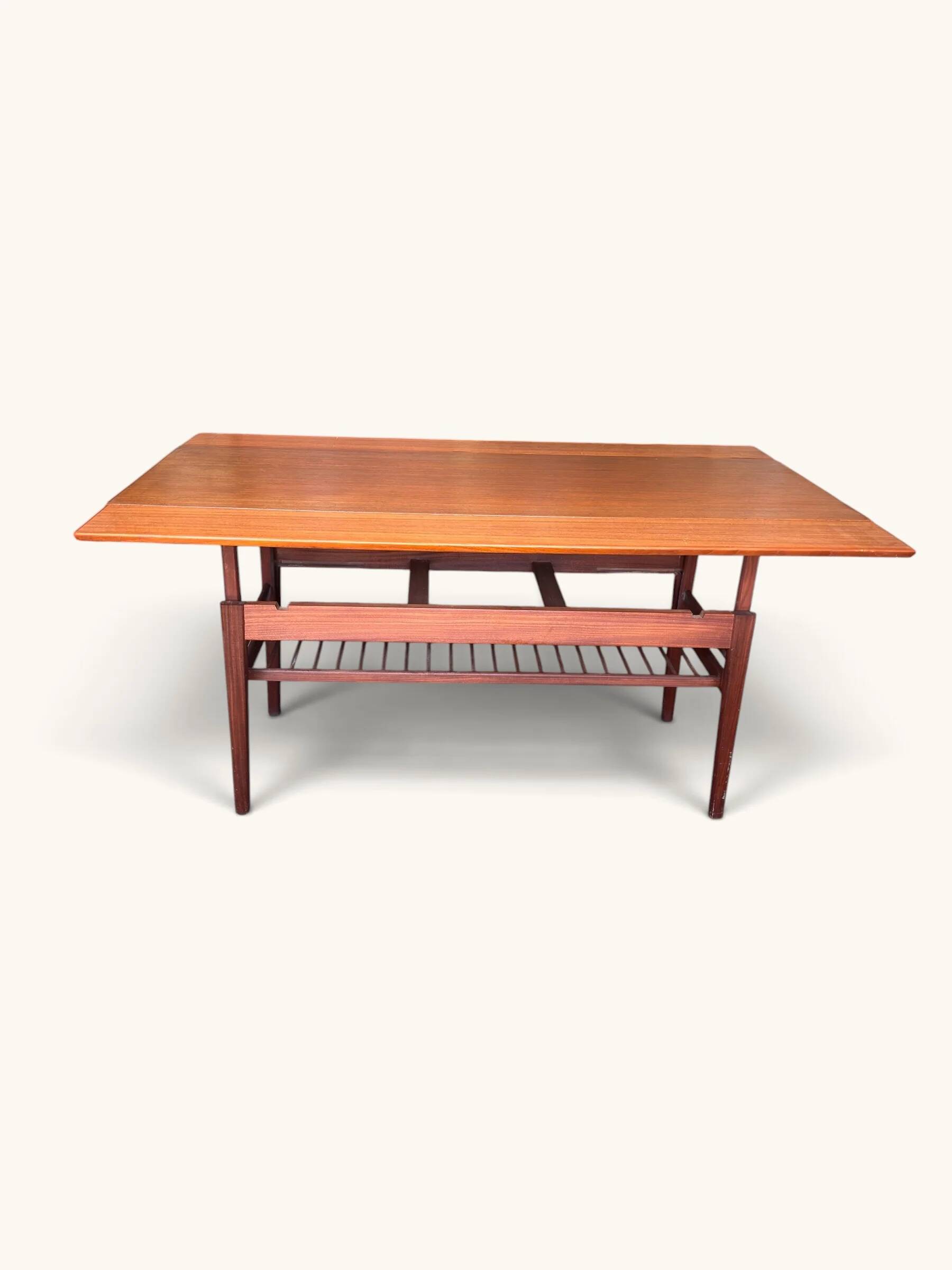 Vintage Mid-Century coffee table and dining table in one, Grete Jalk for Glostrup.