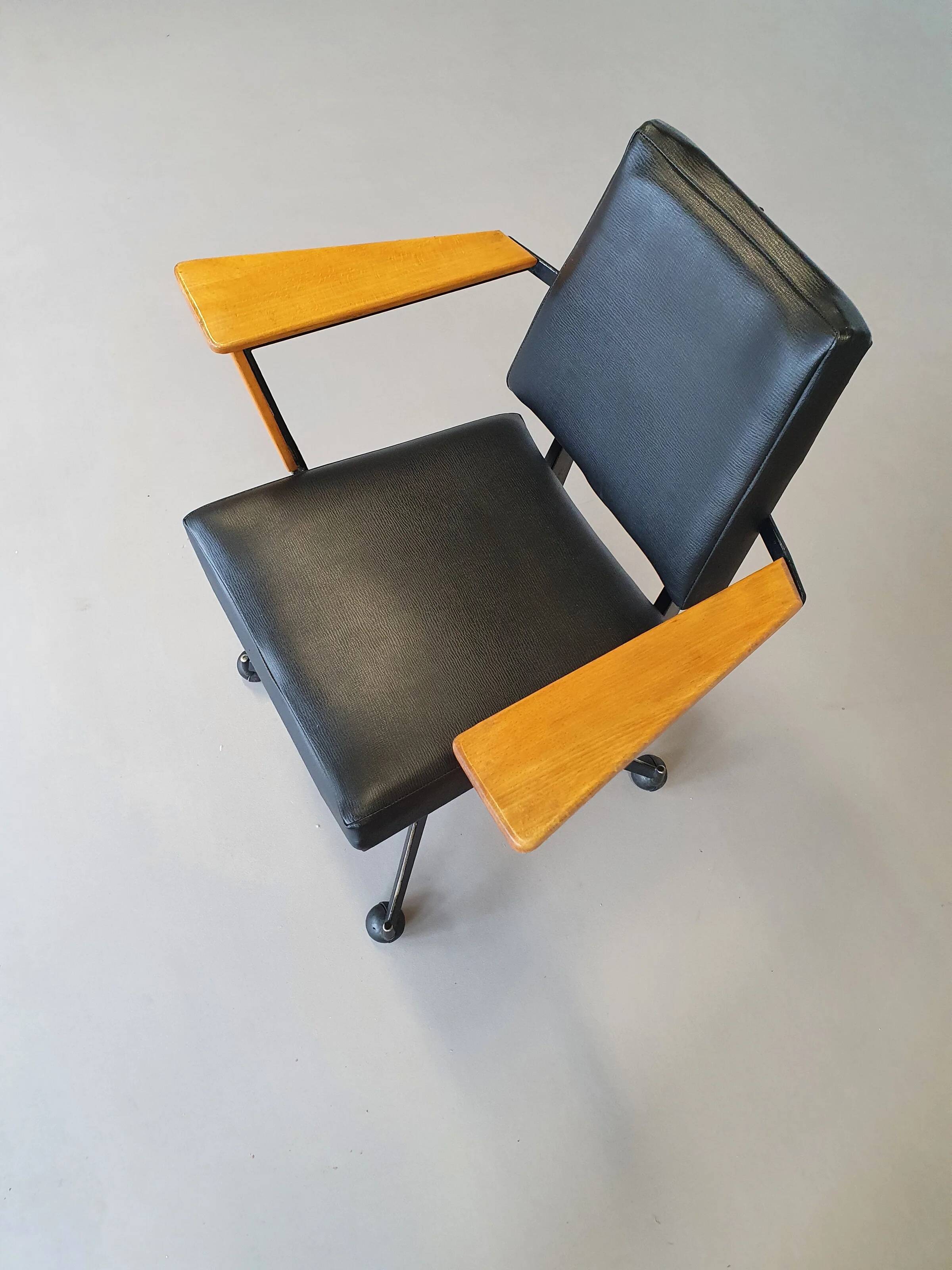 Very rare Velca Legnano office chair 1950s
