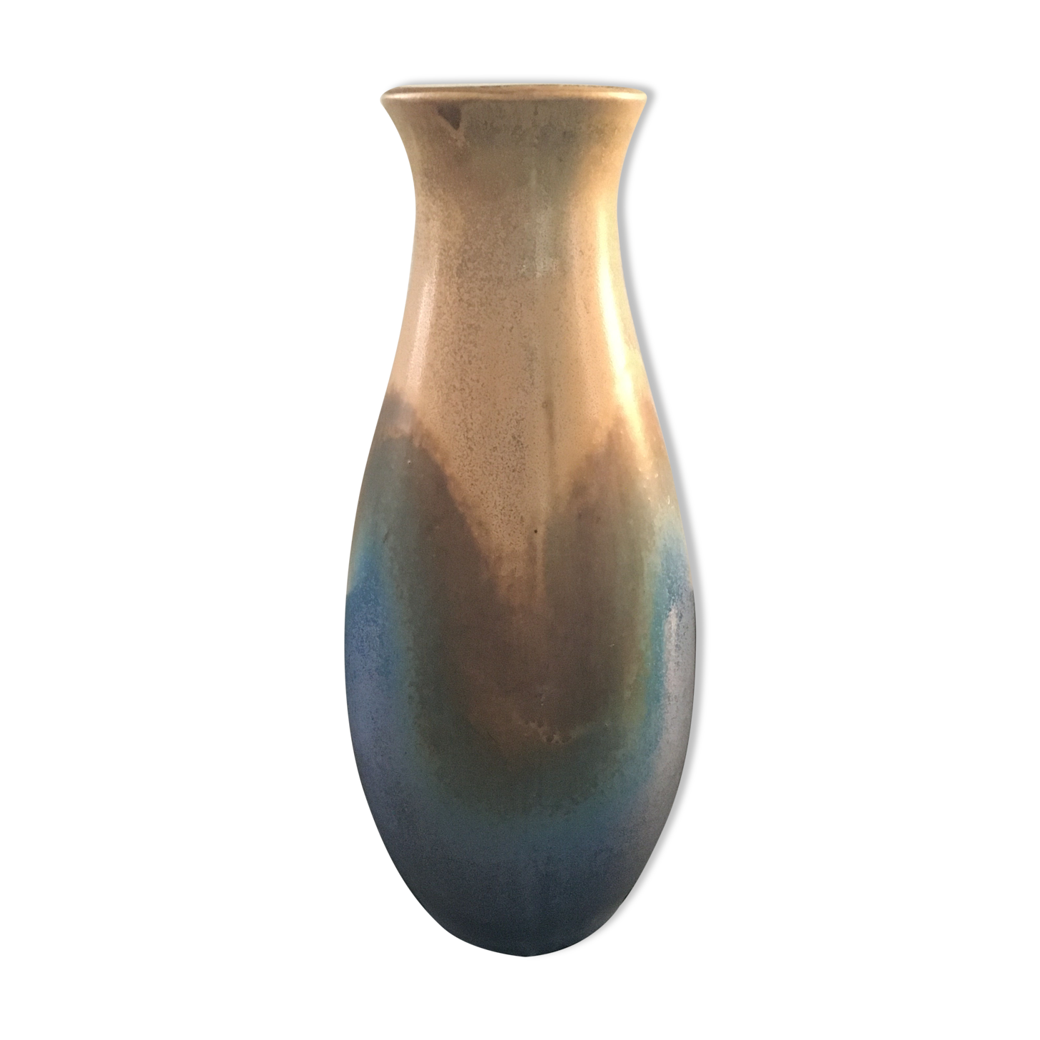 Three-color sandstone vase