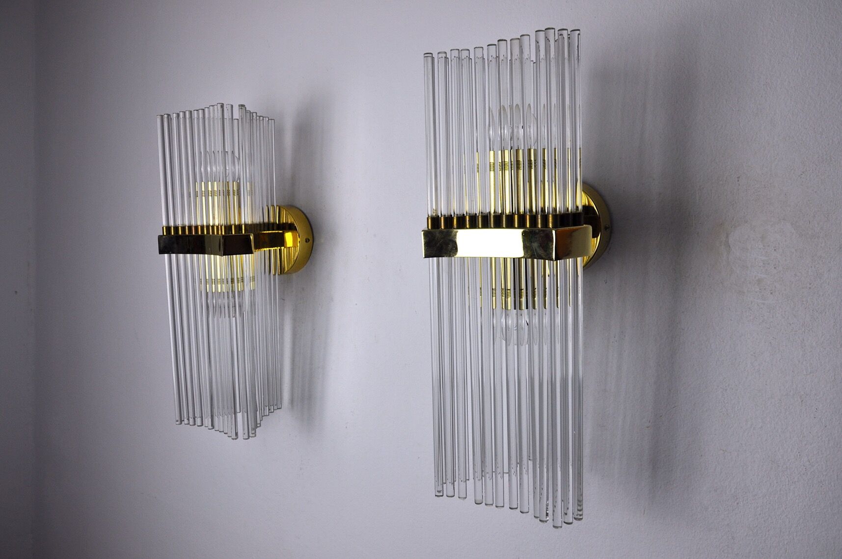 Pair of sciolari wall lamps for Lightolier, Italy, 1970