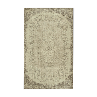 Tapis beige turc vintage noué à la main 173 cm x 275 cm