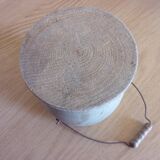 Ancien seau de plage en bois