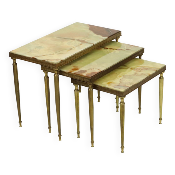 Lot de 3 tables gigognes onyx marbre cadre cuivre années 50 france