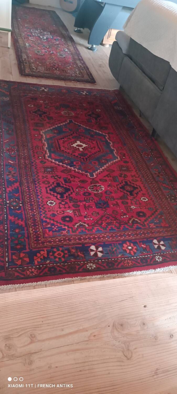 Tapis iranien vintage des années 1950. Travail artisanal, fait main.