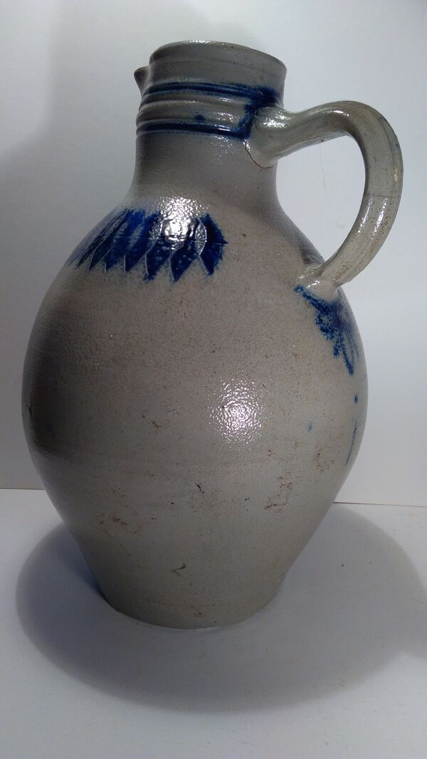 Jarre ancienne grès d'Asace