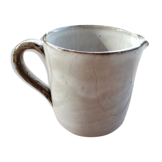 Ceramic milk pot