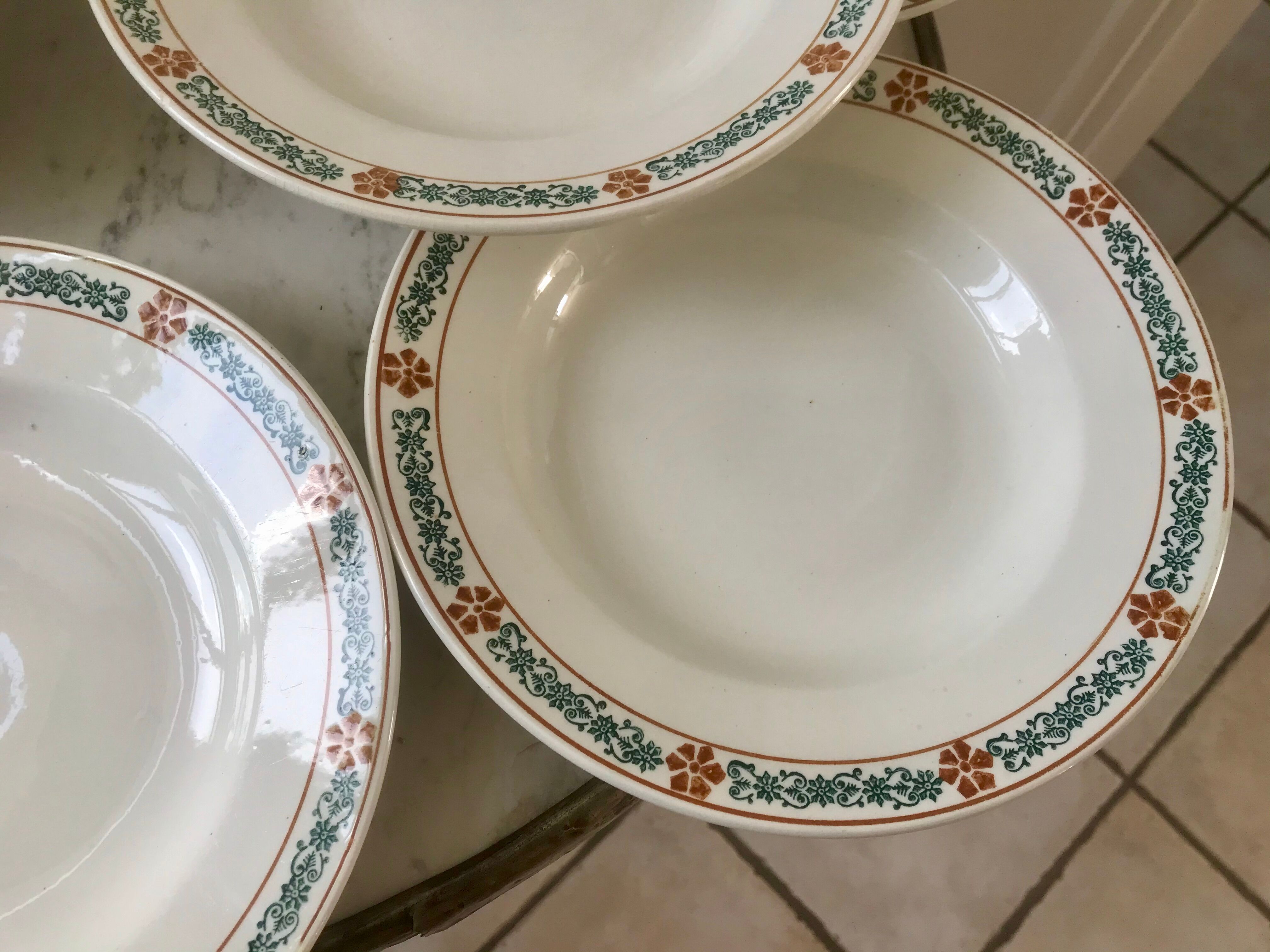 lot of 8 hollow plates Terre de Fer St Amand model "Molière" XXth