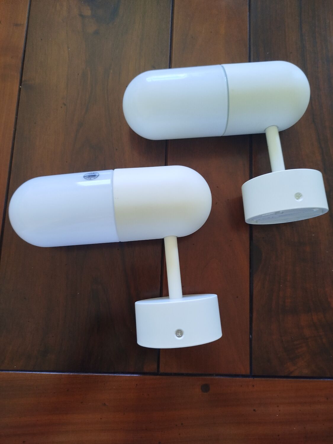 Pair of wall lights IKEA Östanå – design by Inma Bermudez