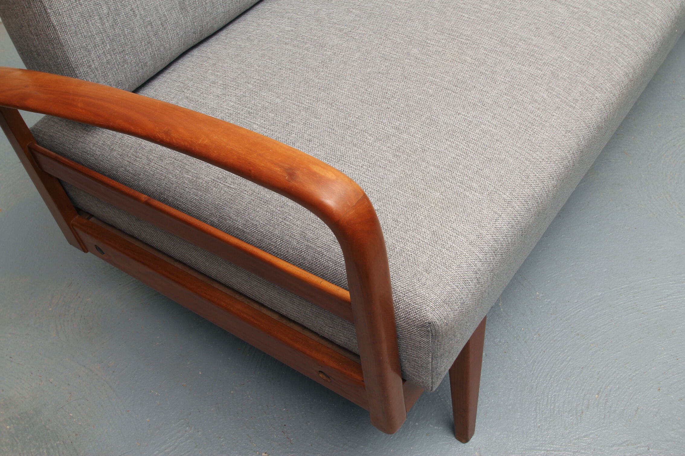 Daybed in cherrywood 1950