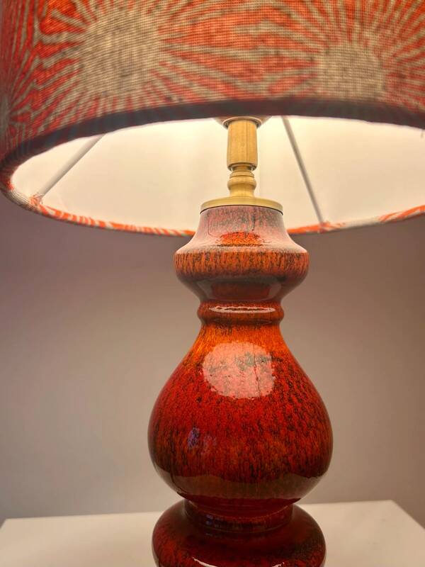 Lampe fat lava atmosphérique - nouvelle électricité, nouvel abat-jour