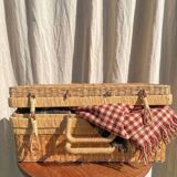 Vintage wicker/rattan suitcase